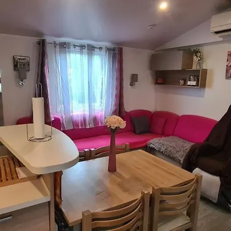 אתר קמפינג Esterel Le Montourey *